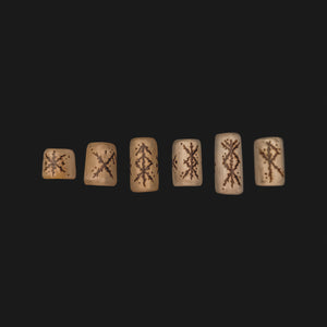 Luuhelmi "Bind Runes"